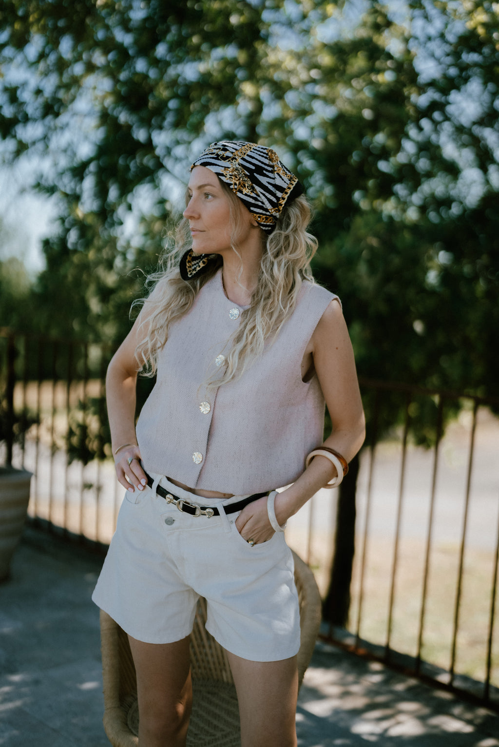 Linéa – Short en coton bouton croisé