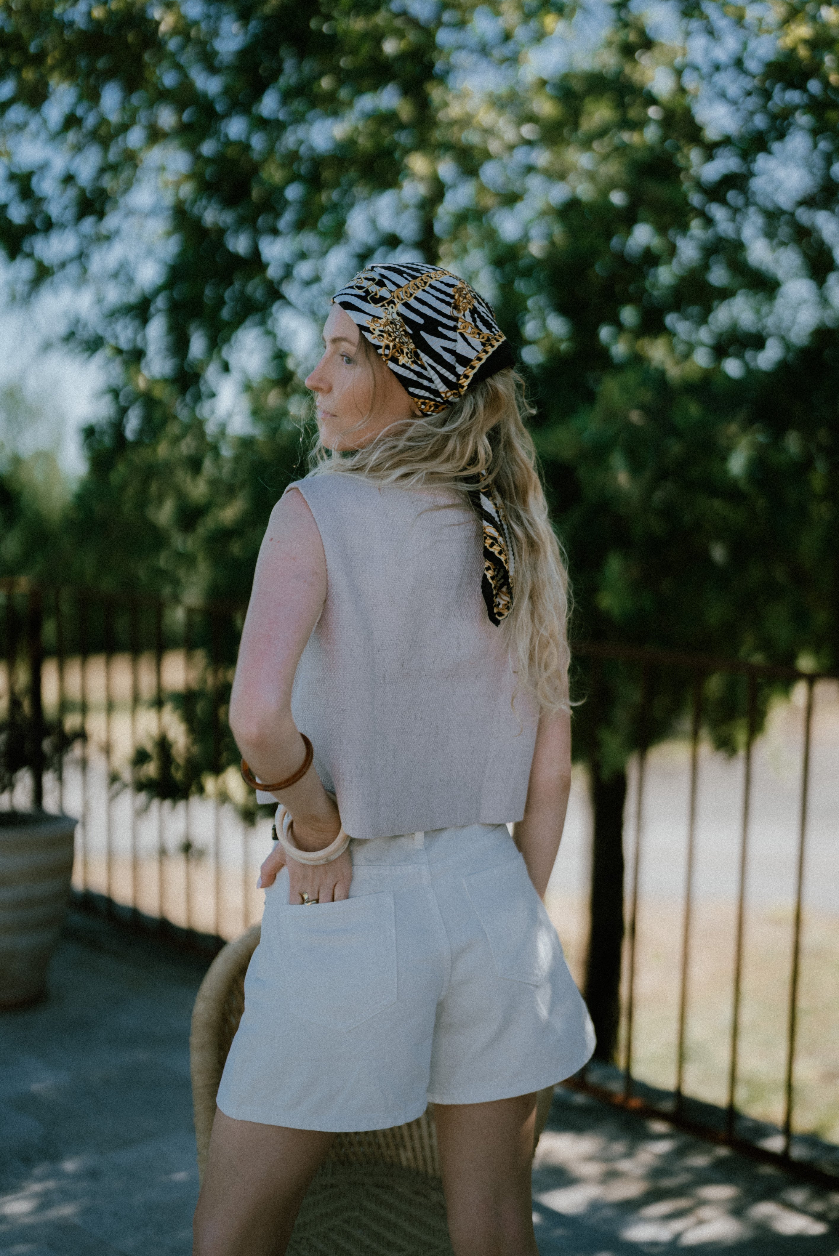 Linéa – Short en coton bouton croisé